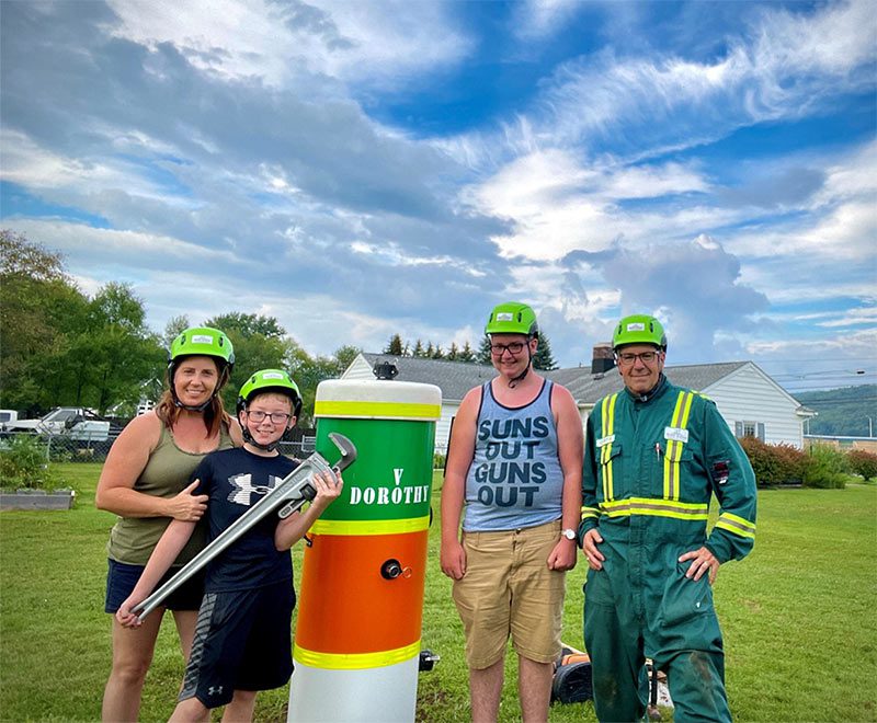 Volunteers interested in helping us methane leaking wells.